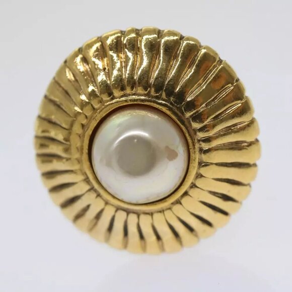 CHANEL Earring Gold Tone CC Auth - Picture 4 of 7